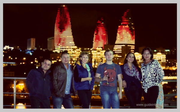 Пешая экскурсия по Ночному Баку 
